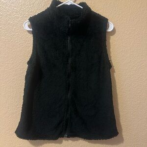 SHEIN Kids Black Fleece Vest